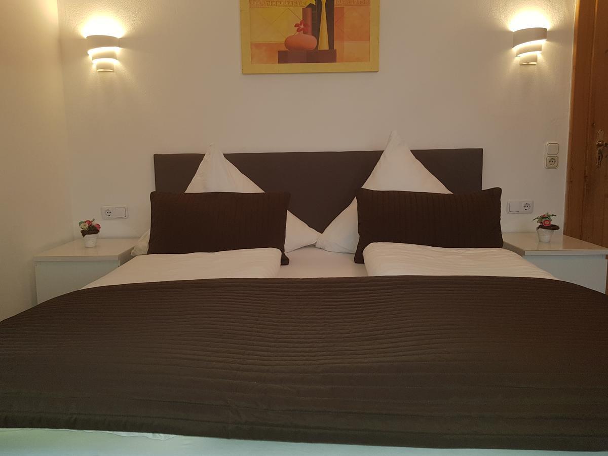 Fussen Apartments - West Apartments מראה חיצוני תמונה