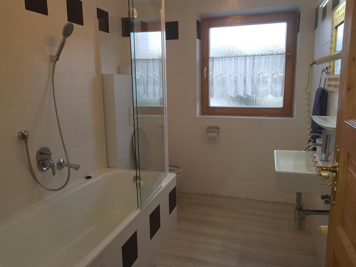 Fussen Apartments - West Apartments מראה חיצוני תמונה